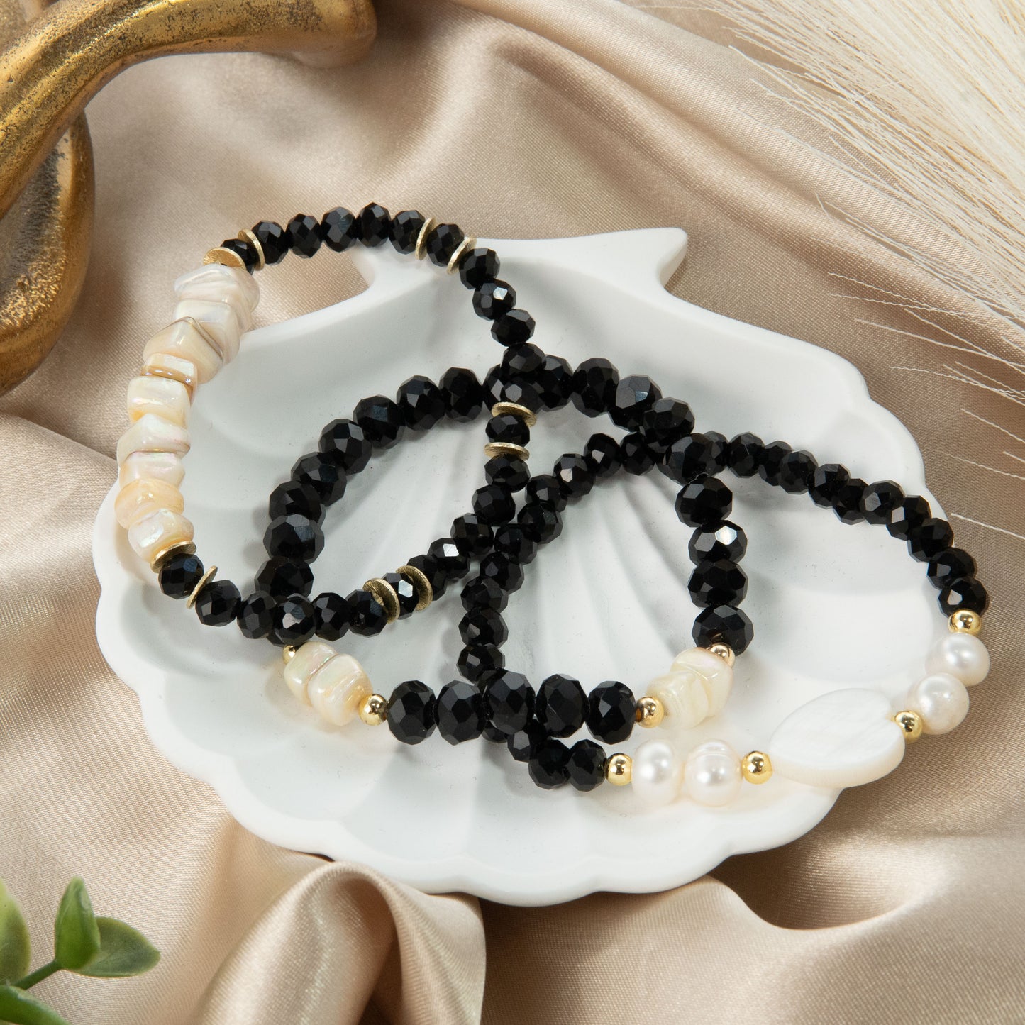 Pretty Onyx Bracelet Set
