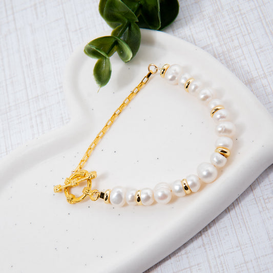 Dainty Cultivated Uneven Sea Pearl Bracelet - Relato.Jewelry